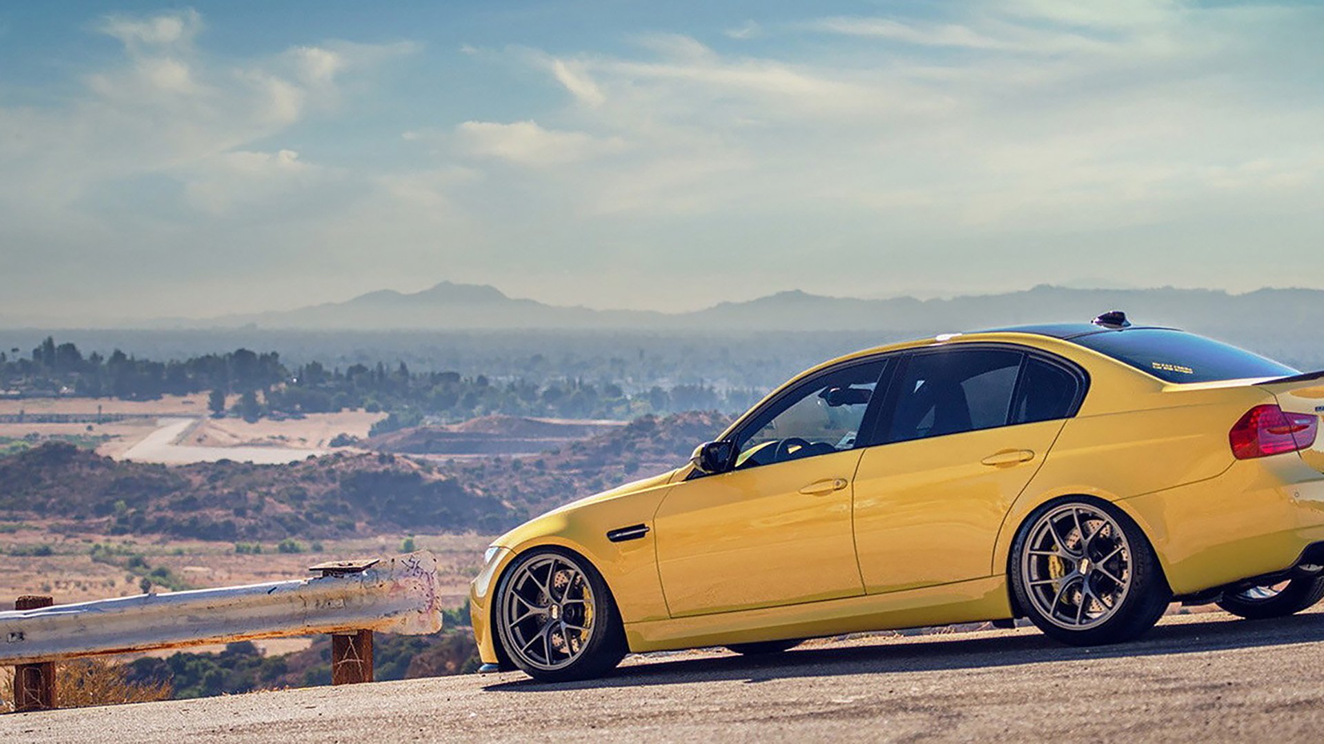 中国足球联赛优化球场周边城市交通协同计划，中国足球场地