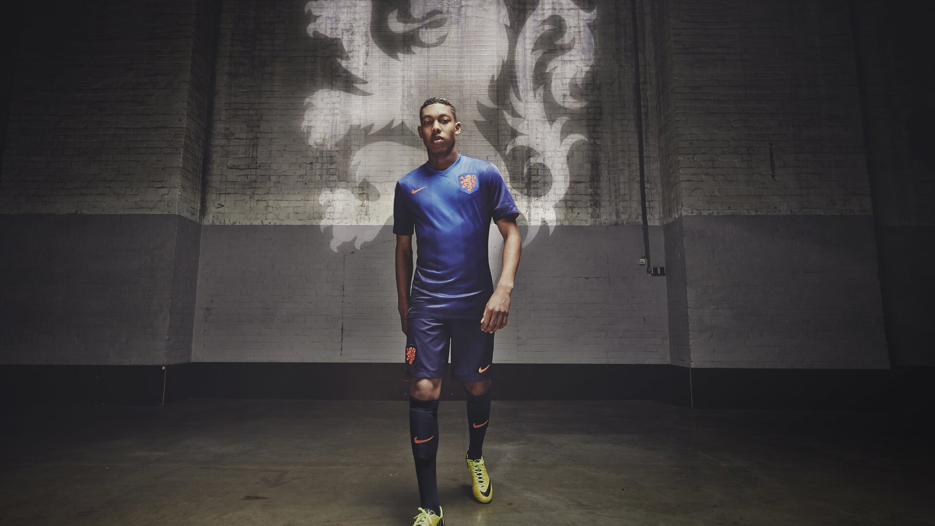 女子联赛推动青少年裁判员计划增加执法储备力量，2020官方赛事裁判培养计划