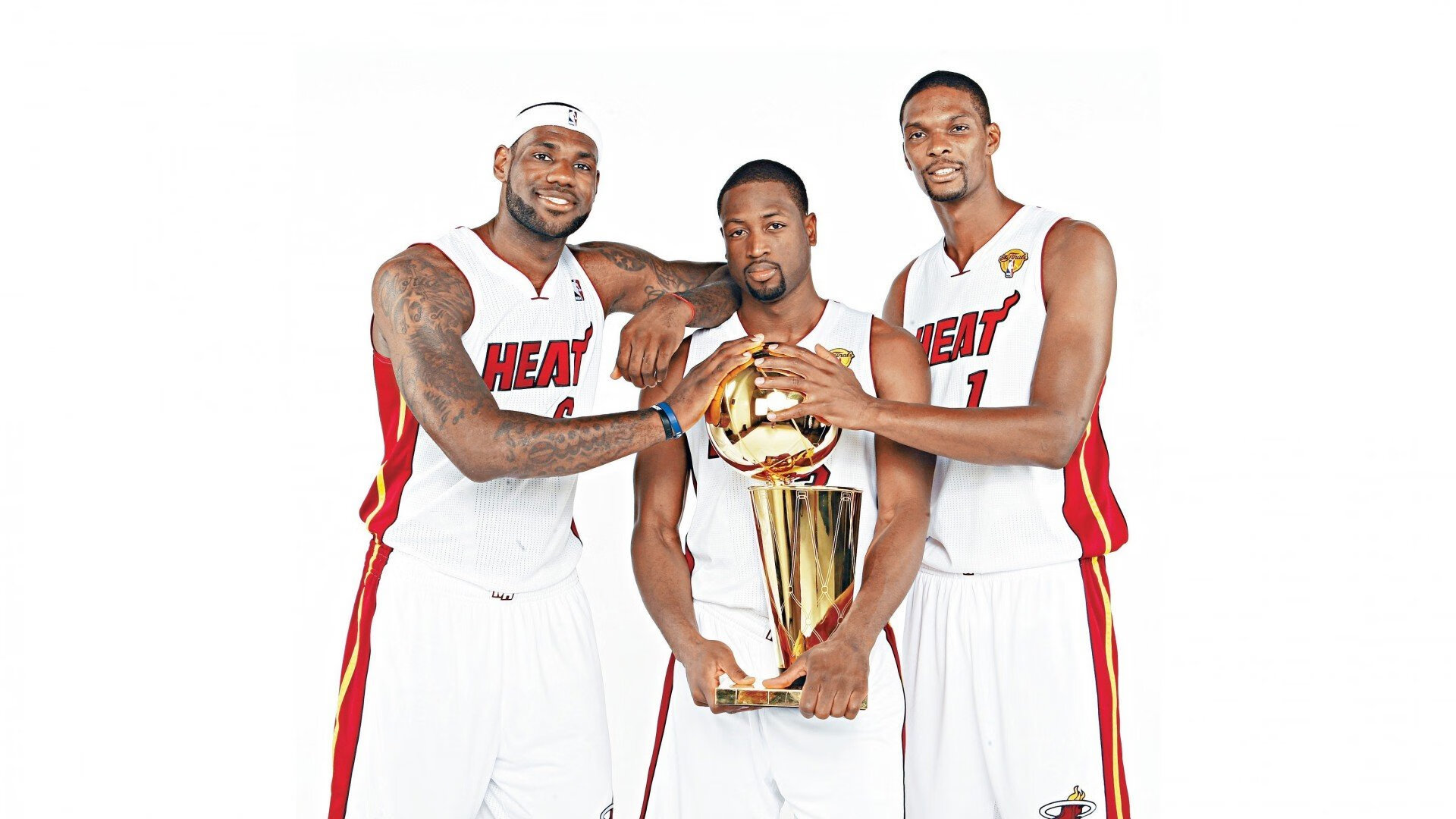 火箭发布纪念款球衣纪念退役球星，火箭球衣变迁史