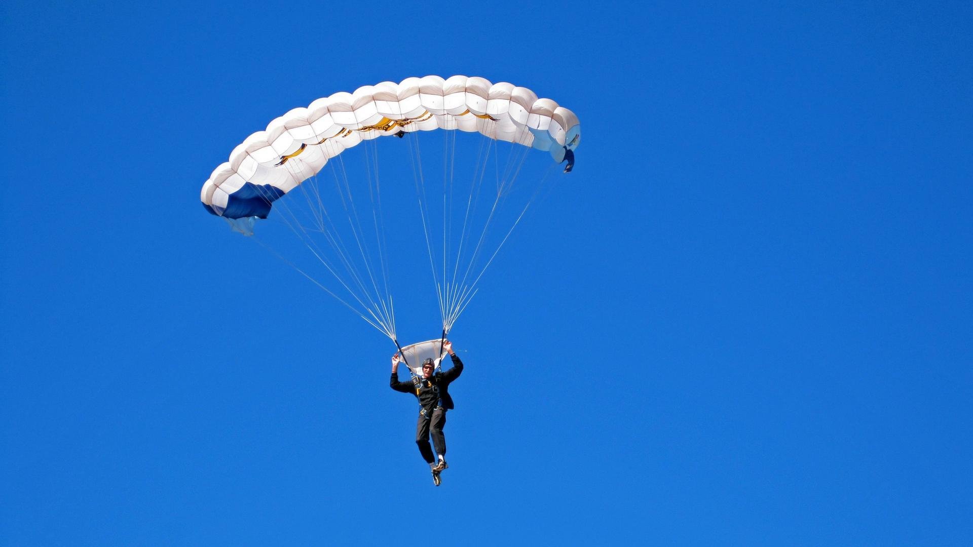 蝶泳波兰新星快速崛起，蝶泳波浪